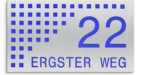 Moderne Hausnummer f&uuml;r das neue Eigenheim &ndash; Hausnummern aus Edelstahl